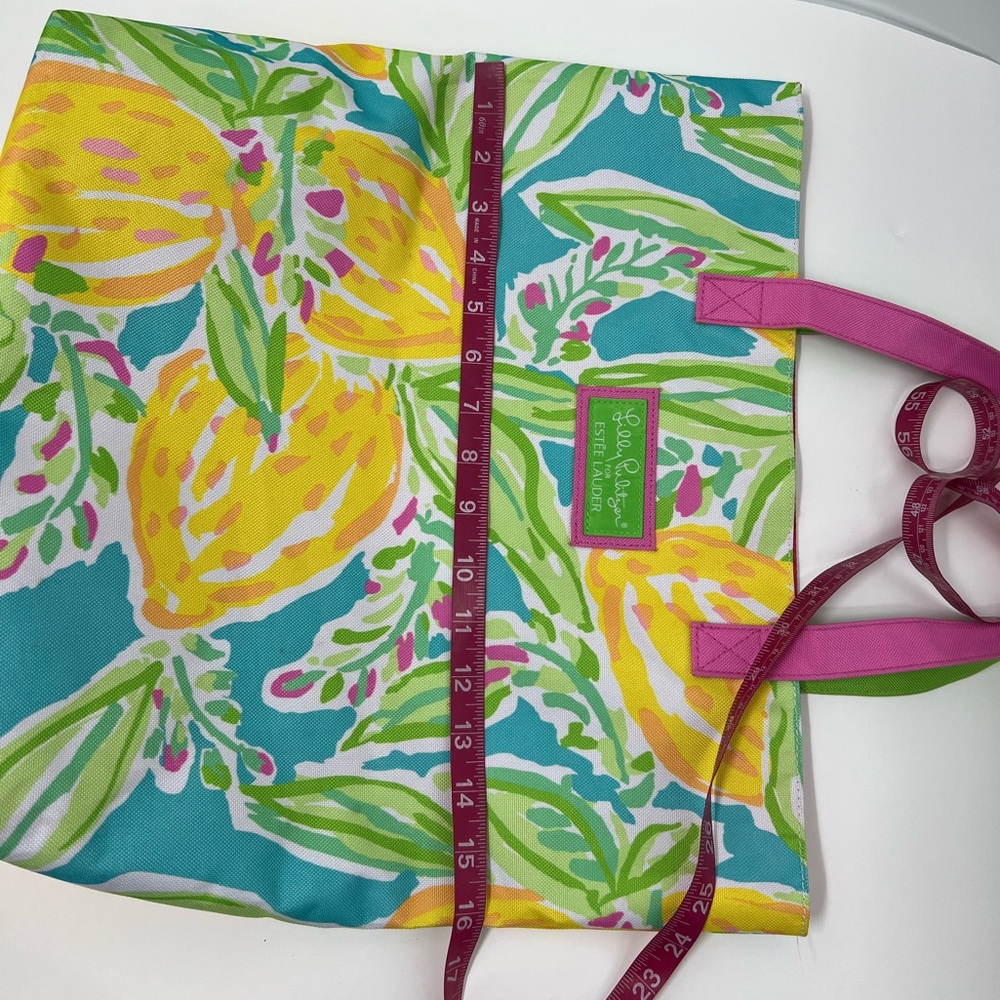 Lilly Pulitzer X Estée Lauder - Picture 12 of 12